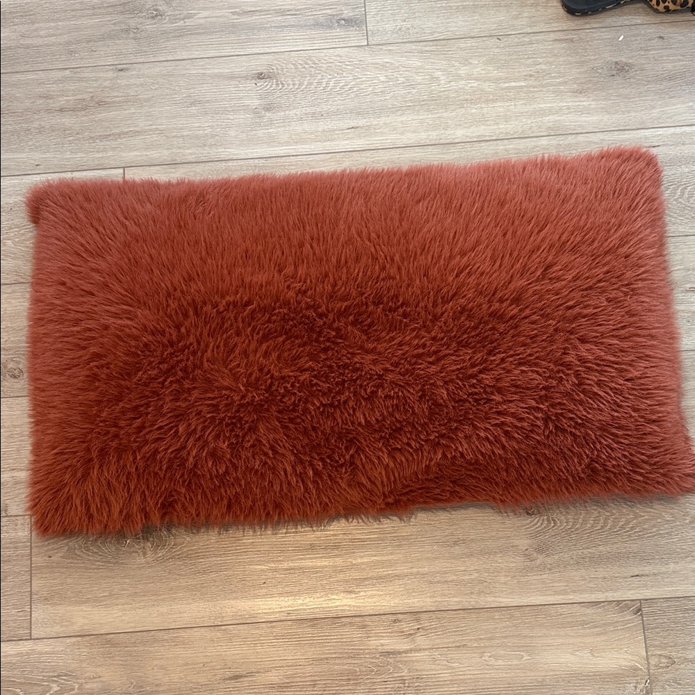 Set of 2  Rust Faux Fur King Shams